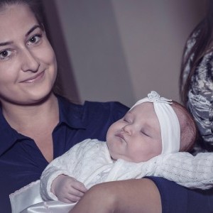 Miskolci római katólikus templom, keresztelő fotózás, gyermek fotó, profil fotó